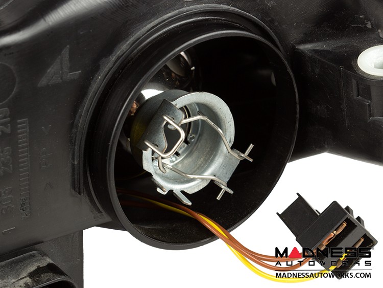 smart fortwo Headlight Light Bulb Replacement Clip Set 451 model